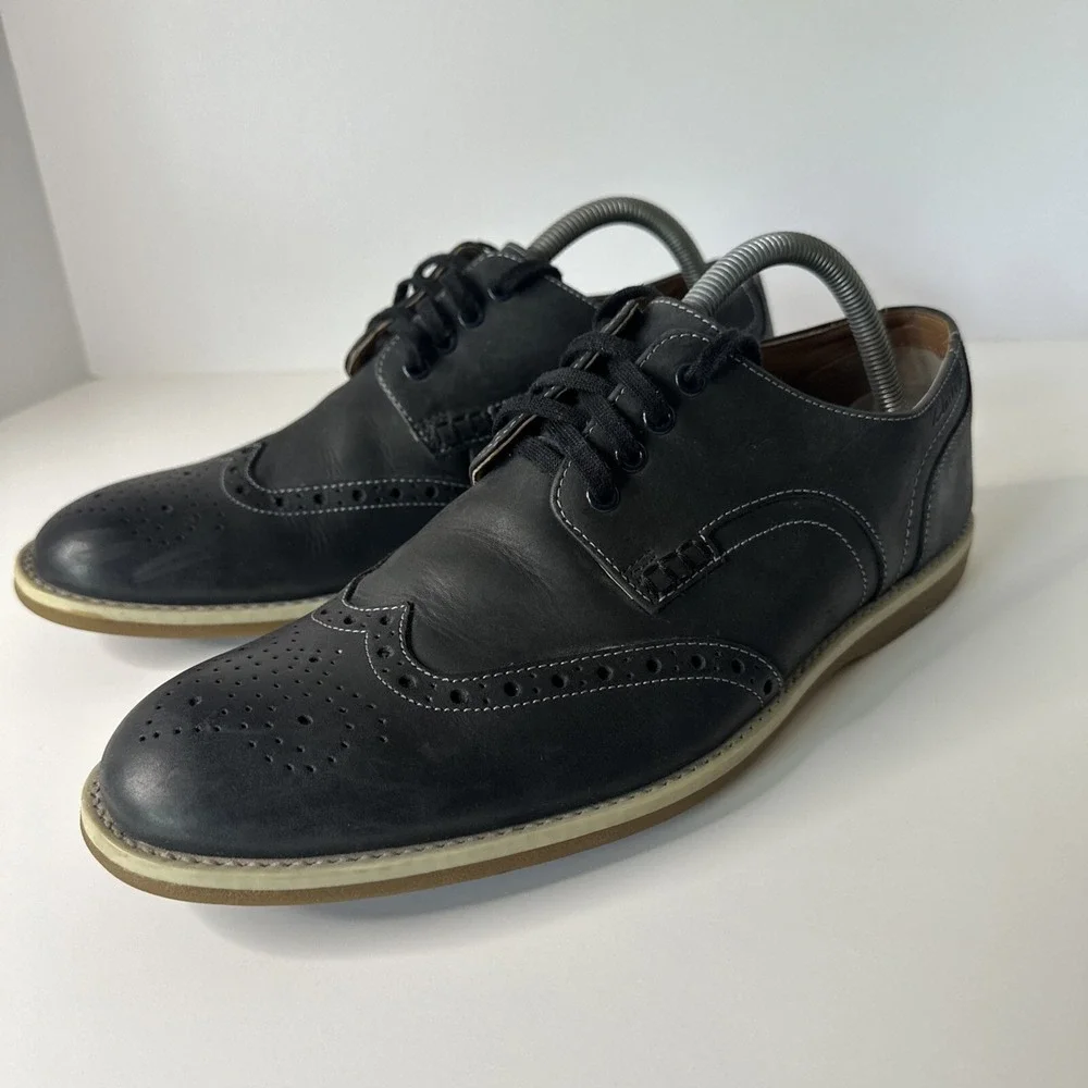 Clarks men size
